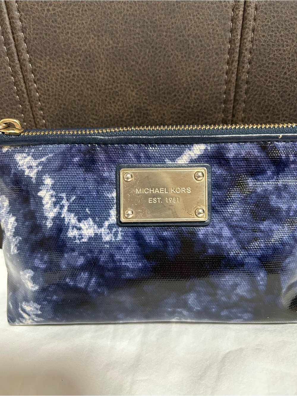 Michael Kors Blue and White Tie-Dye Small Pouch - Picture 2 of 10